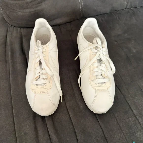 Nike Womens White Leather Cortez Sneakers Size 8 - Picture 3 of 7